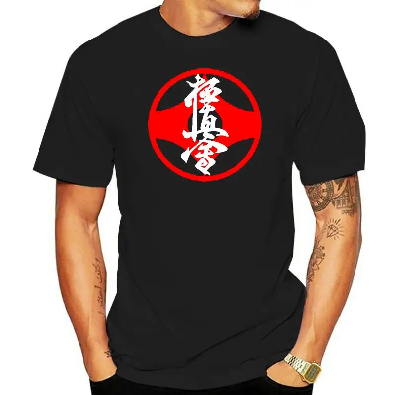 

Masutatsu Oyama Kyokushin Karate Kanji Logo Мужская Черная футболка