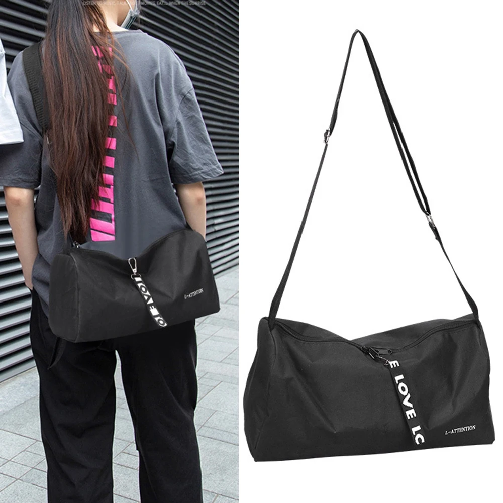 

Portable Fitness Travel Handbag Multifunction Fashion Sports Duffel Bag 600D Nylon Adjustable Strap for Weekend Training