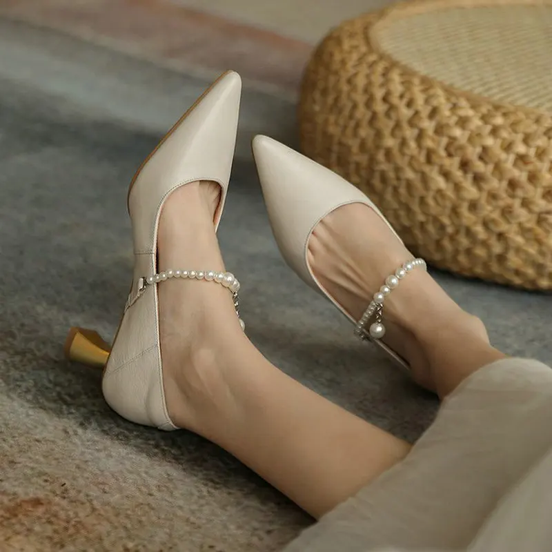 

Туфли-лодочки женские на высоком каблуке с острым носком