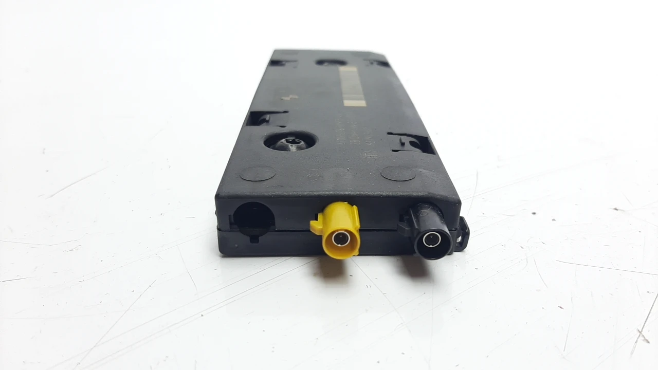 65206958900 electronic module Bmw 1 118 D (122 Cv) (used) |