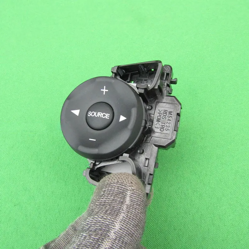 

Применимо к Honda CRV CR-V 2012-2014 многофункциональные кнопки рулевого колеса Регулировка звука кнопка переключения управления