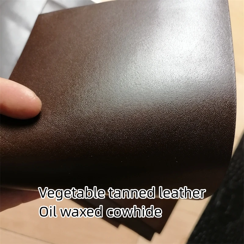 2 1/2 мм темно-коричневая Вощеная воловья кожа растительного дубления. Первый слой