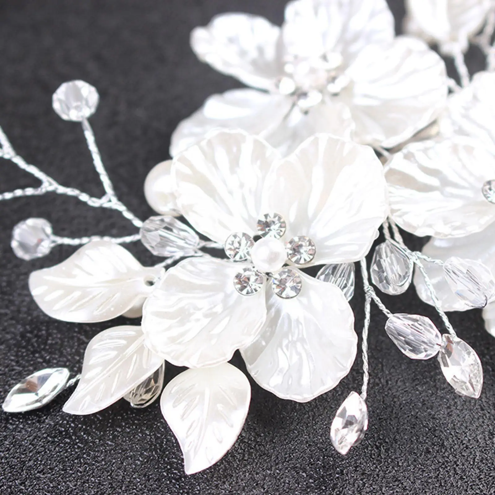 Заколка для волос с кристаллами жемчужинами и цветами гостей свадьбы заколка