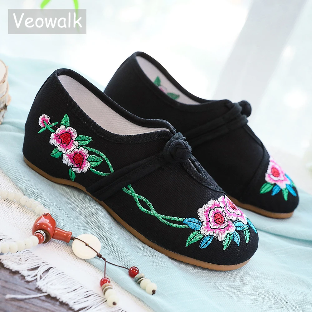 

Veowalk Handmade Women Spring Ballet Flats Woman Old Peking Shoes Flower Embroidery Soft Sole Vintage Cotton Shoes Size 34-43