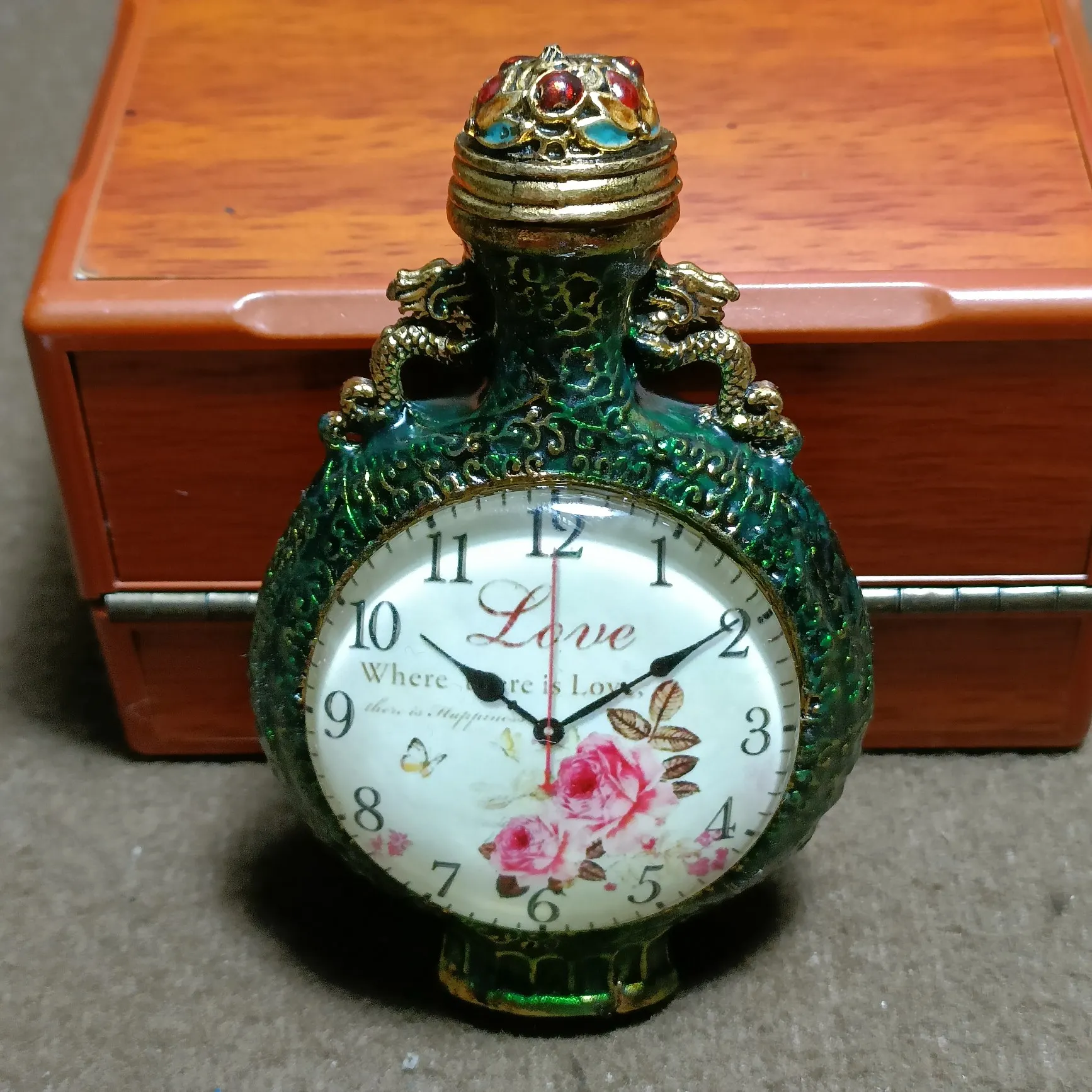 Классические красивые часы, украшения, табак, бутылки, тибетское серебро, медь, инкрустированные Jingtai, поделки для дома