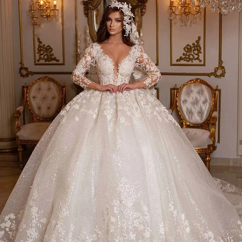 

Vintage Ivory Lace Princess Wedding Dresses 2023 Ball Gown Beading Bridal Gowns Shinny Long Sleeves Dubai robe de mariée