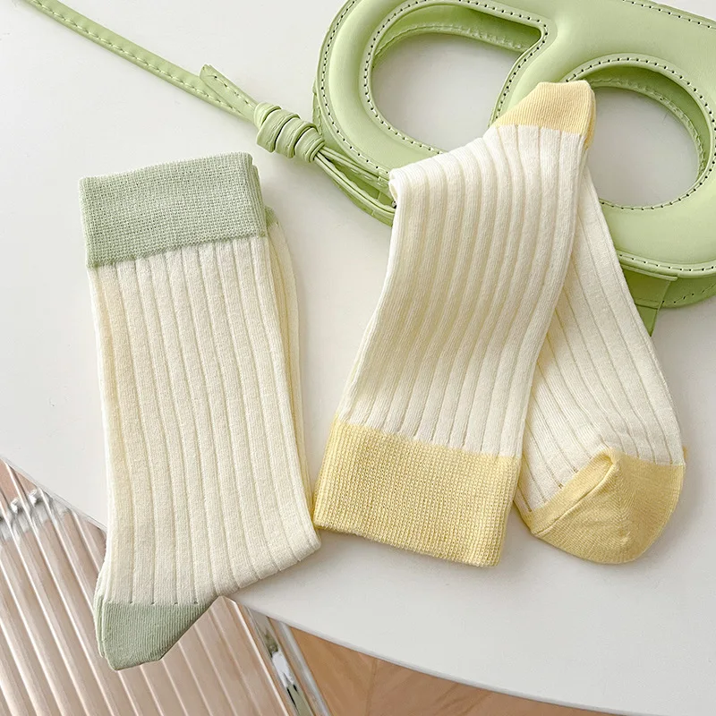 

Versatile Contrast Colors Mid-barrel Cotton Cute Socks-2 Pairs Set