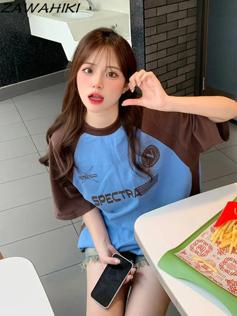 

Футболка женская оверсайз с коротким рукавом, в стиле ретро, свободная повседневная универсальная рубашка в американском стиле, в стиле пэчворк, контрастных цветов, с надписью, на лето