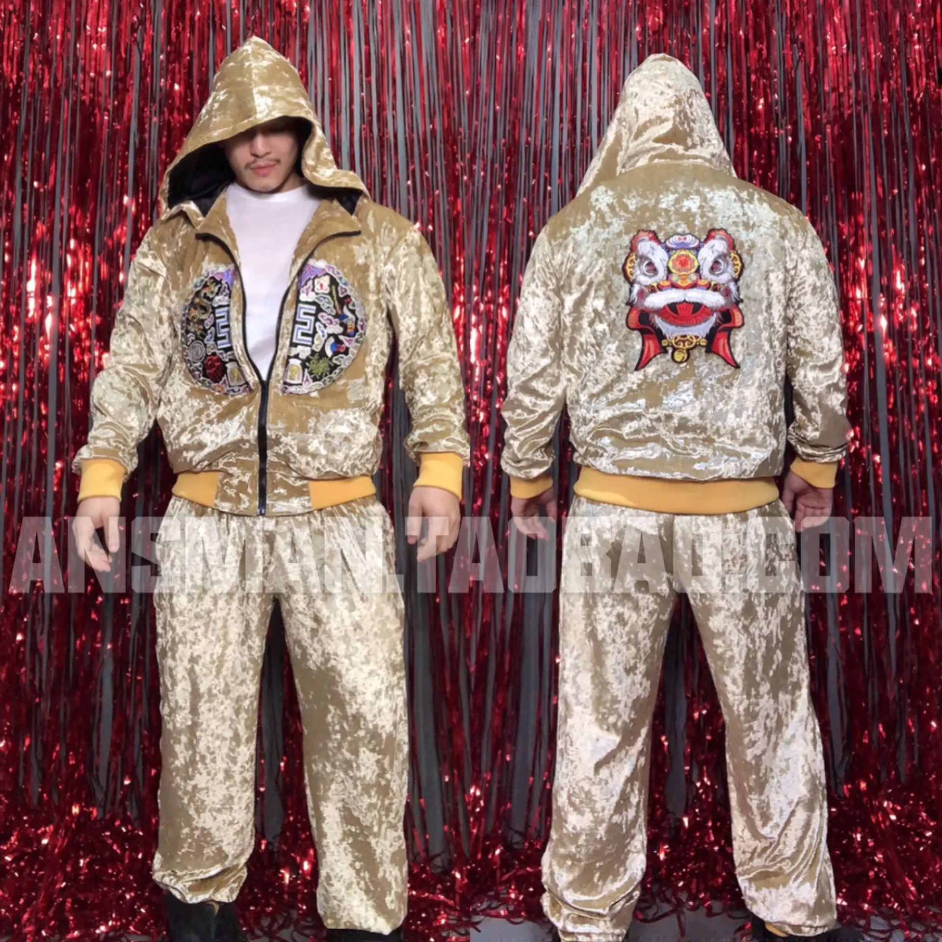 

Singer Gogo Hip-hop Baseball 2PCS Stage Set Luxury Golden Velvet Cardigan Hooded Jacket+Sports Joggner Pants DS Performance Suit