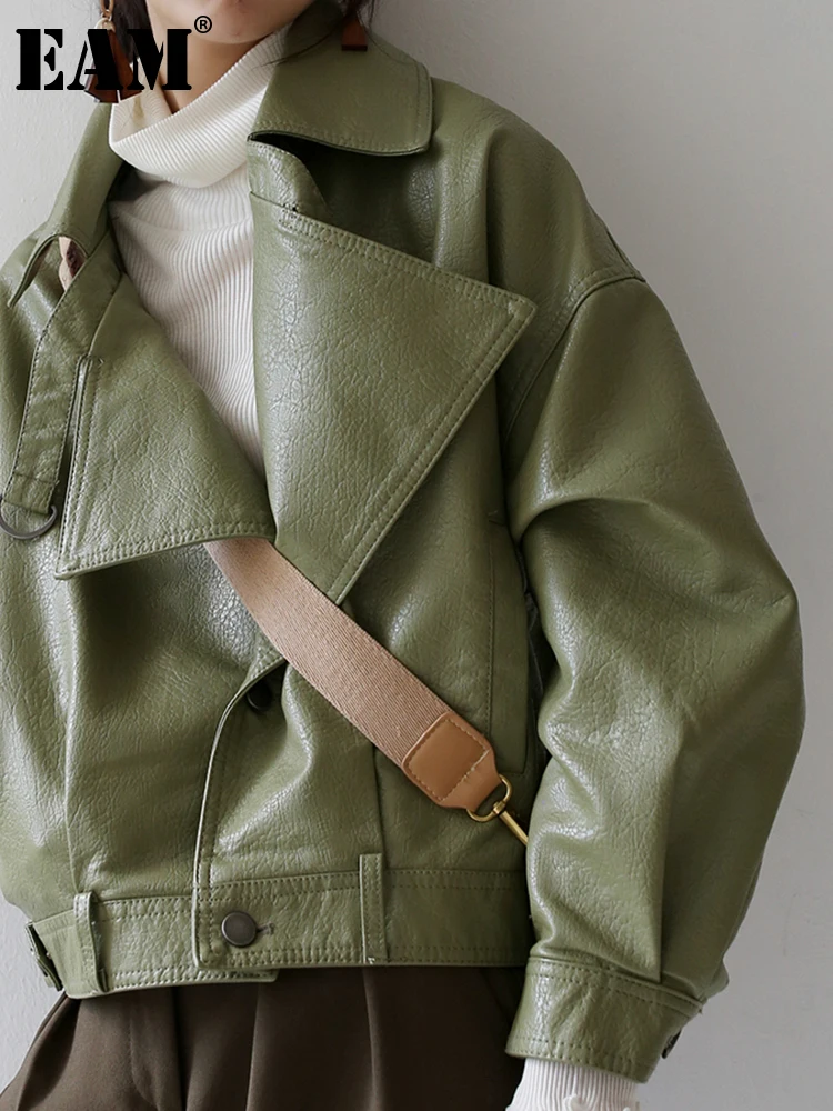 

[EAM] Loose Fit Green Pu Leather Short Casual Jacket New Lapel Long Sleeve Women Coat Fashion Tide Spring Autumn 2022 1DE8822