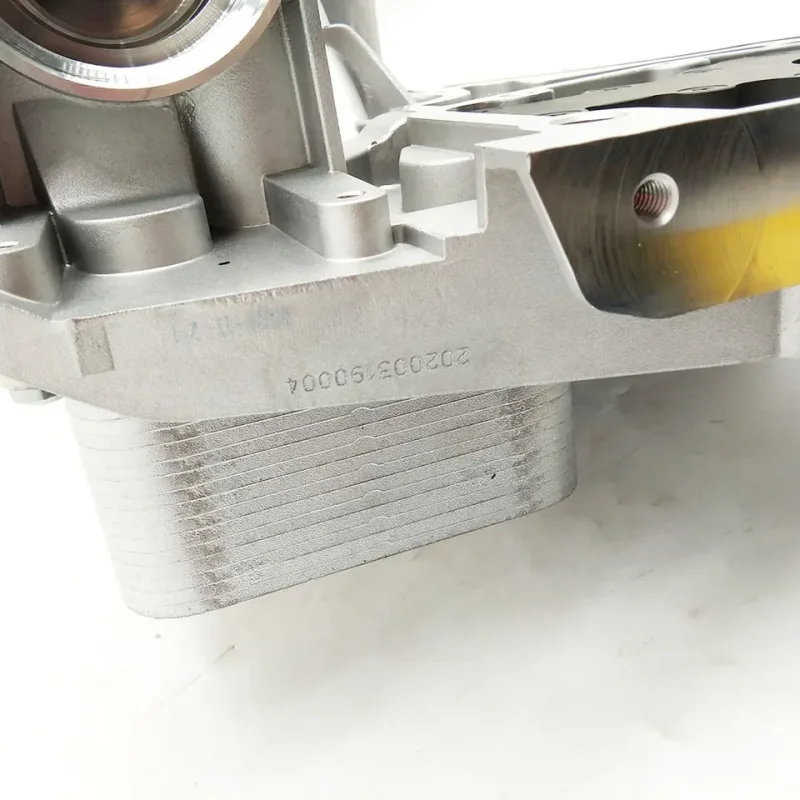 5563774 Foton ISF2.8 модуль масляного радиатора двигателя