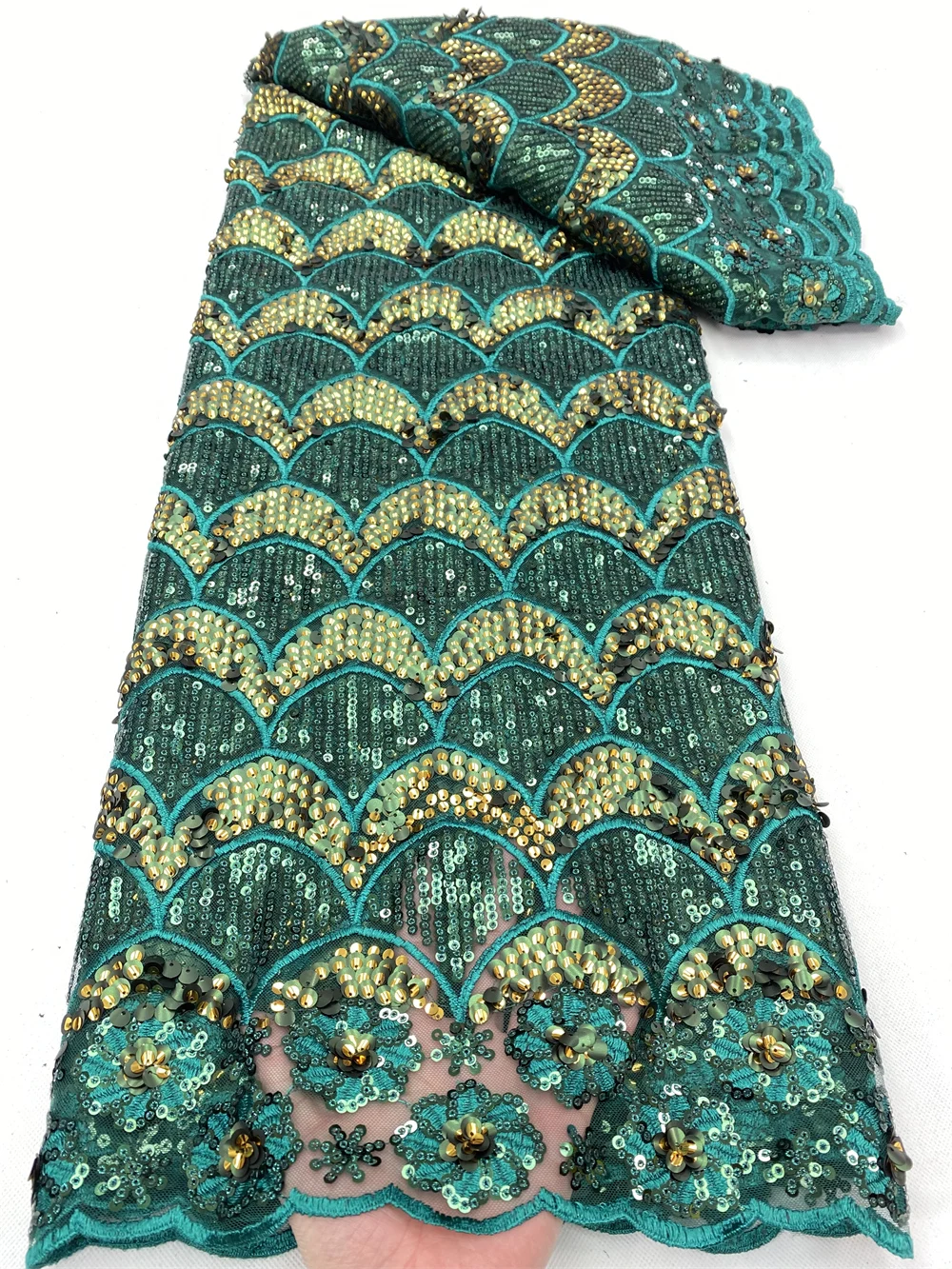 

PGC Sequins Lace Fabric Green African Embroidery Sequence Nigerian French Lace Fabric For Party Aso-ebi Dress Sewing YA4905B-4