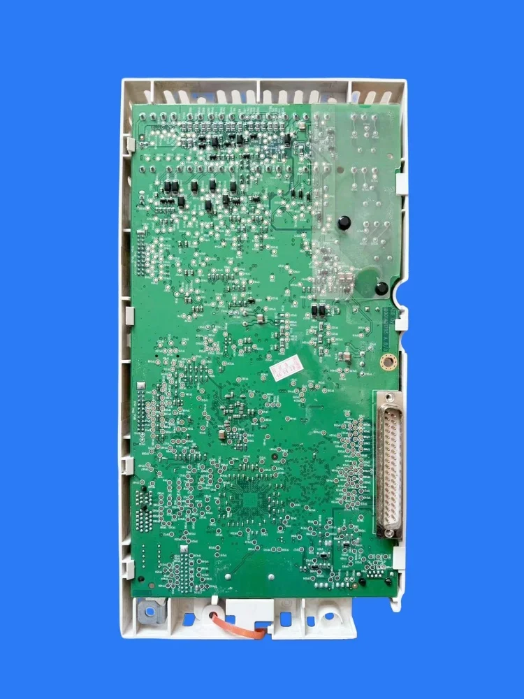 Компонент для демонтажа — инвертор серии ACS880 ZCU-12 плата управления материнская