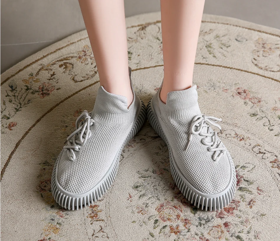 Women's sports shoes 2023 spring new women's lace-up breathable casual sports shoes mesh large running walking sports flat shoes