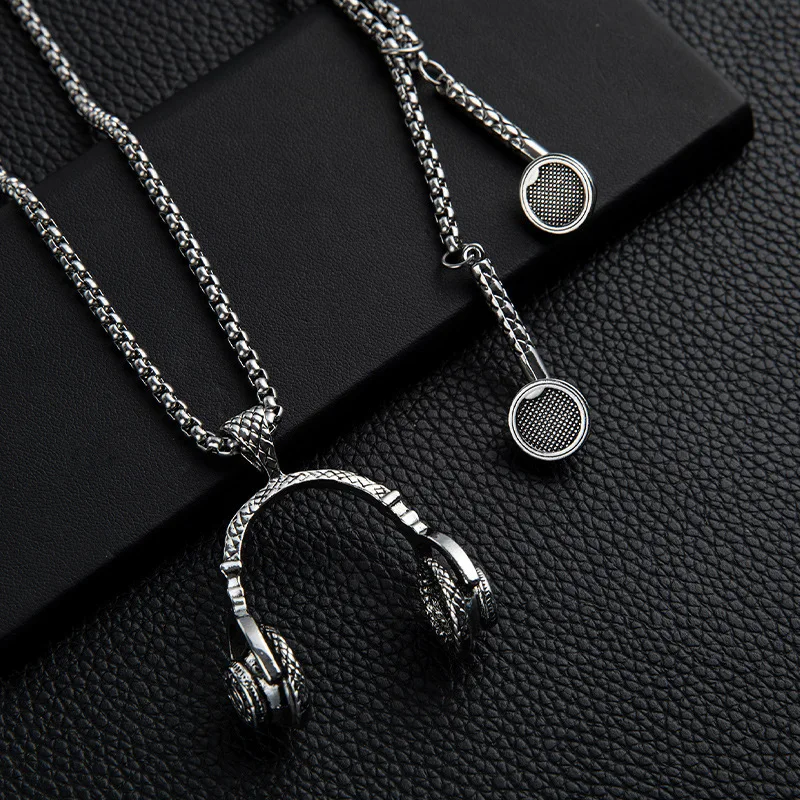 

2022 Fashion Trend Music Rock Size Earphone Earplugs Stainless Steel Pearl Chain Men And Women Couple Pendant Necklace Jewelry