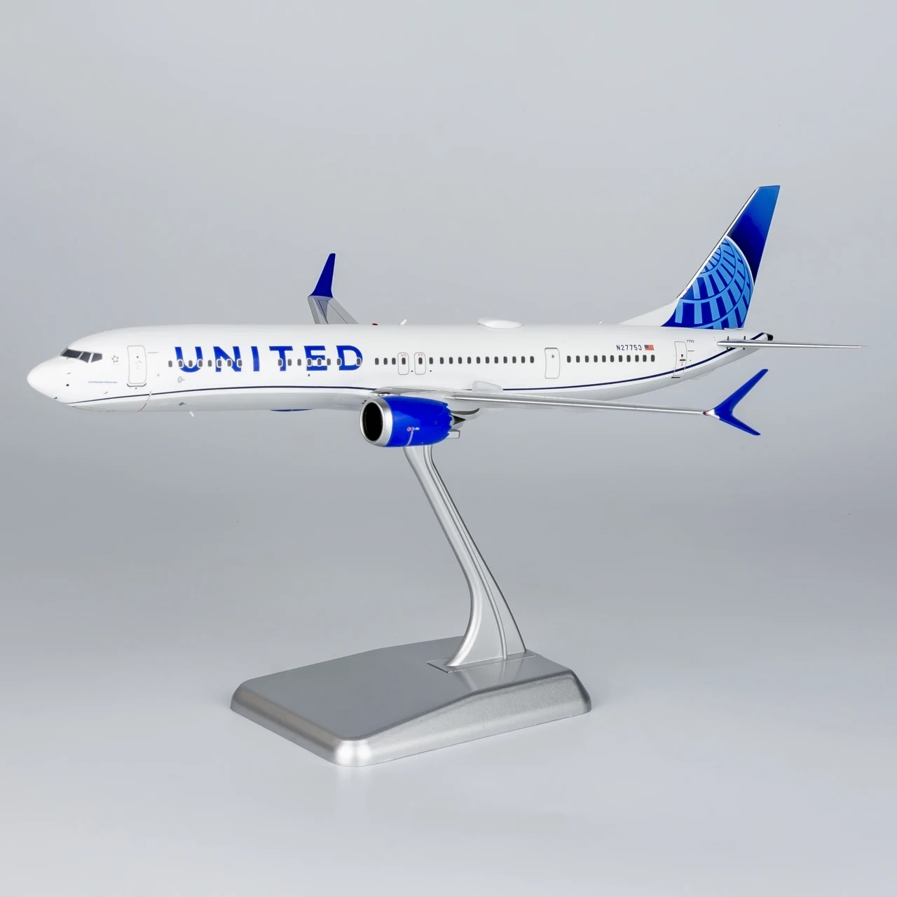 Коллекционный самолет из сплава 95001 подарочная модель NG 1:200 United Airlines StarAlliance Boeing B737