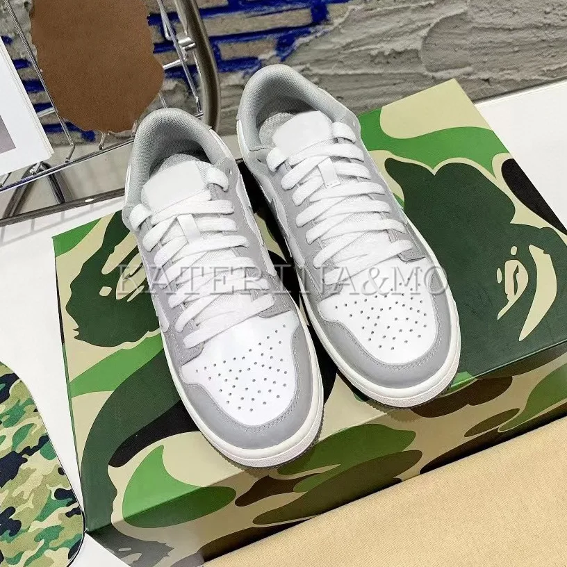 

2022 Lovers Men Running Shoes For Women Sneakers Ladies Athletic Walking Male Running Comfortably Breathable Size 35-45