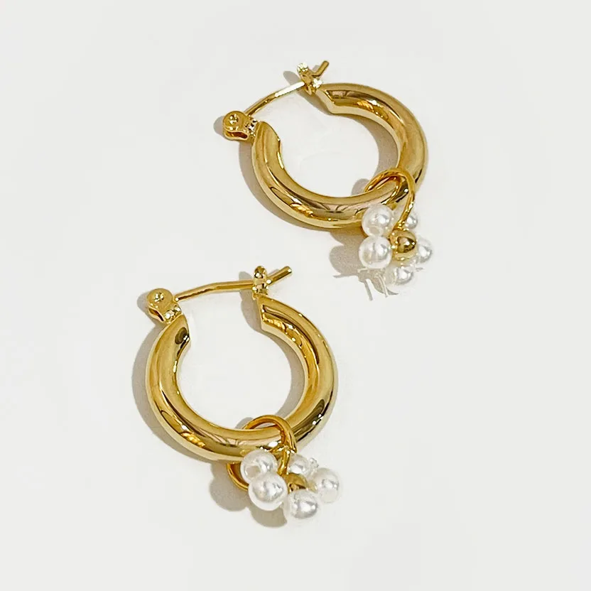 

Peri'sBox Trendy Pearls Flower Charm Hoop Earrings Temperament Jewelry For Women Gold/Silver Color Huggie Earrings