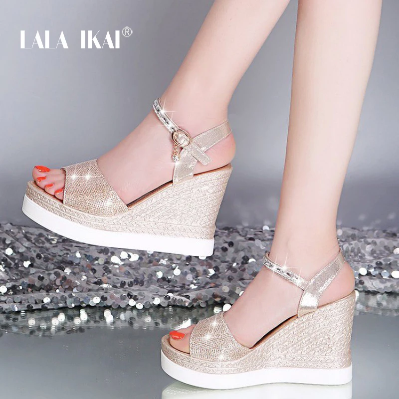 

LALA IKAI 2021 New Women Wedge Sandals Summer Platform Sandals Buckle Strap Peep Toe Thick Bottom Casual Shoes Ladies