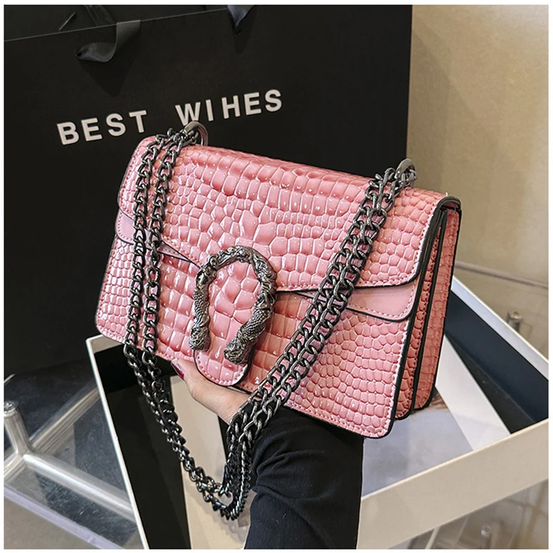 

Wholesale Bacchus Bag 2023 High-End Texture Light Luxury Female Chain Shoulder Bag Fashion Women'S Handbag Retro Crossbody Bag