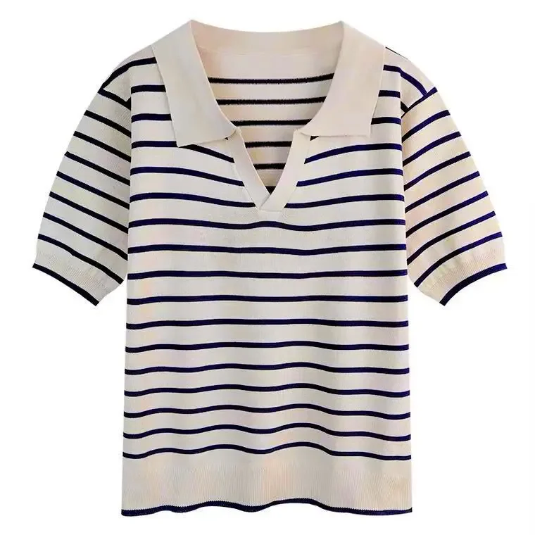 Женский трикотажный костюм-поло с коротким рукавом и широкими штанинами