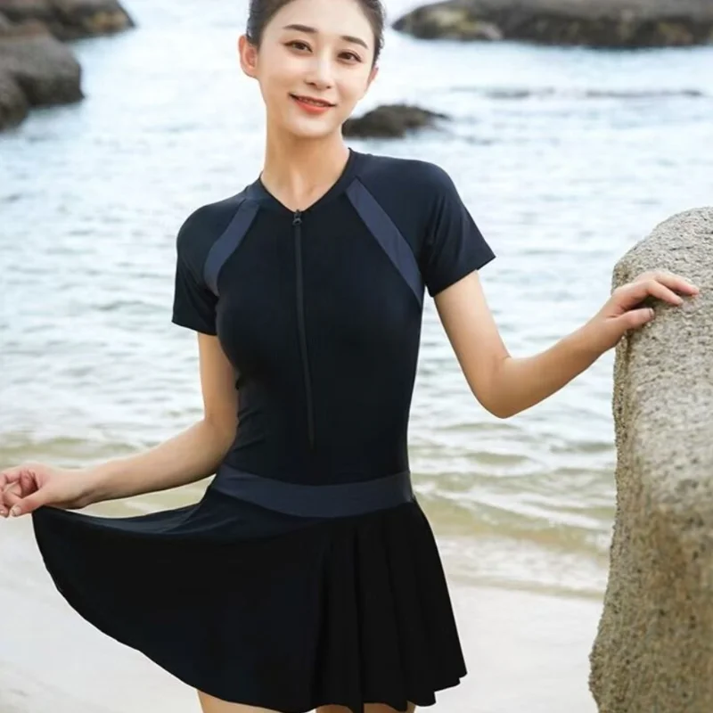 

Летний слитный купальник в стиле пэчворк, юбка, женский купальник с коротким рукавом, женская пляжная одежда, боди, монокини, купальные костюмы Q222