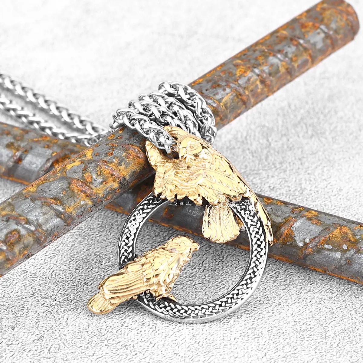 Винтажное круглое ожерелье с подвеской в виде ворона викингов из нержавеющей