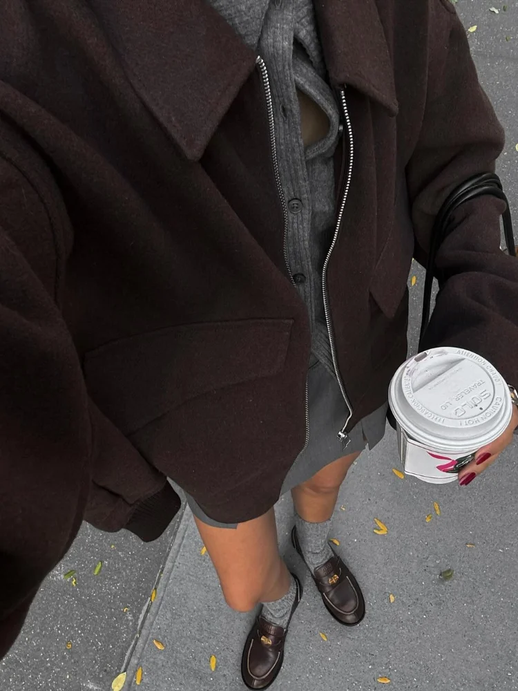 Повседневная шерстяная куртка на молнии с шоколадными лацканами женская