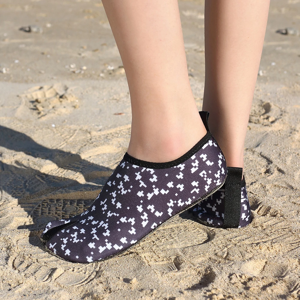 

Пляжная обувь для воды, нескользящая обувь унисекс для серфинга, плавательная обувь, сетчатые дышащие быстросохнущие эластичные шнурки, уд...