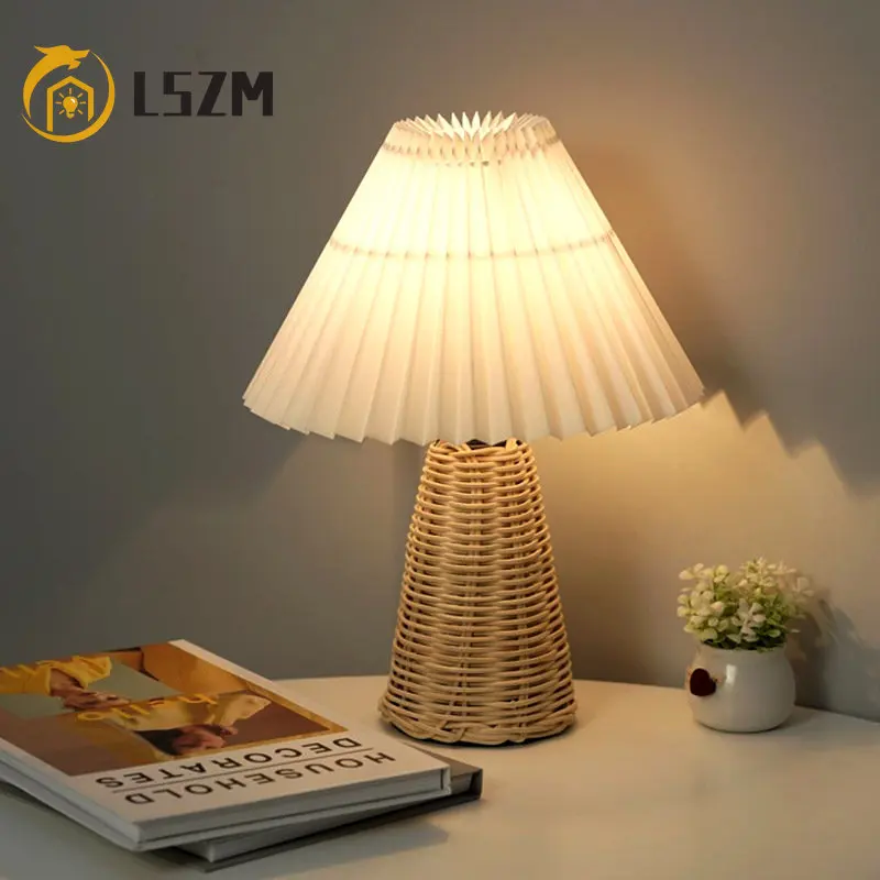 

Pleated Table Lamp Wood Art Rattan Table Lamp for Living Room Home Decoration Tricolor LED Bulb Vintage Bedside Lamp Night Light