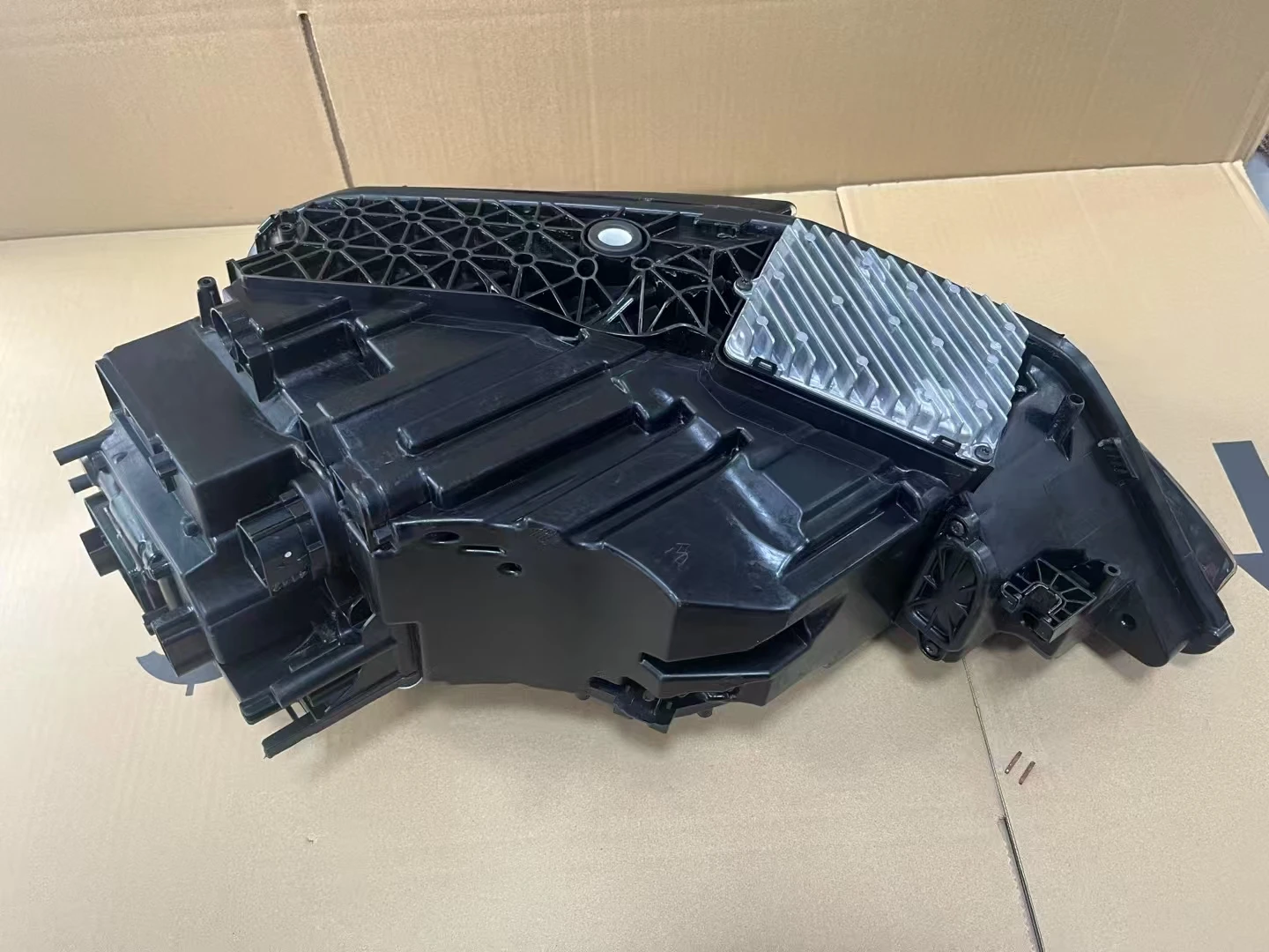 Для Audi A8D5 Horch матричные фары оригинально собранные и разобранные, передняя решетка бампера, комплект кузова двигателя двери автомобиля (art.: 3920d35fb6efa) - 3920d35fb6efa