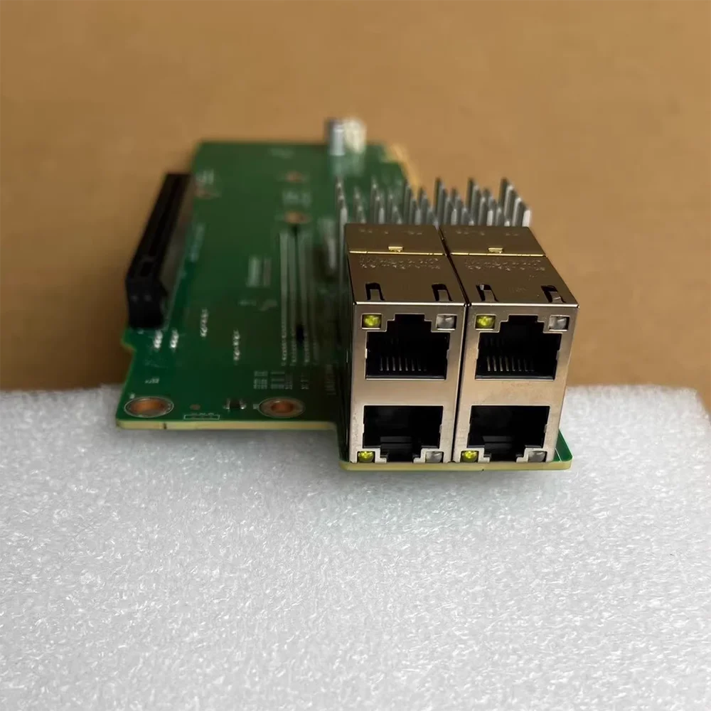 Для сервера Supermicro 8001-22 AOC-2UR66-i4XTF PCI-EX16 3.0 четырехпортовая карта расширения сетевая