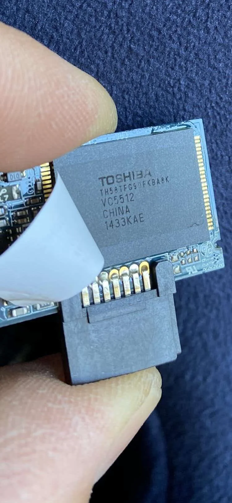 Фото TH58TFG9DFKBA8K Твердотельный накопитель 64 ГБ SVFM SATA Flash Phison Satadom №2