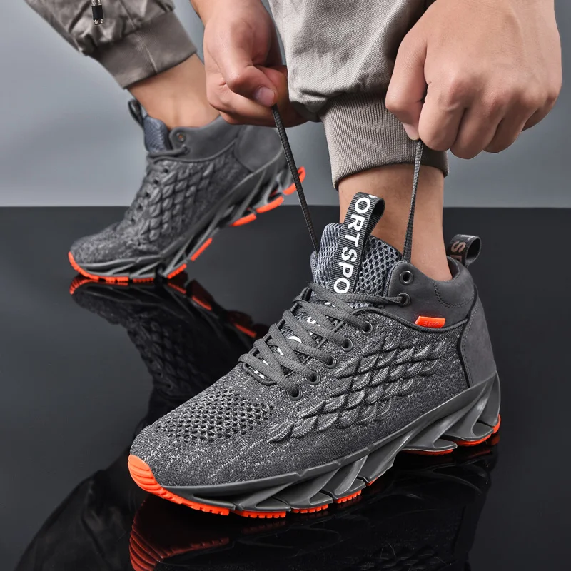 New High Top Mens Running Shoes Comfortable Blade Sole Sports Shoes Fashion Trainers Winter Outdoor Non-slip Plus Fur Sneakers