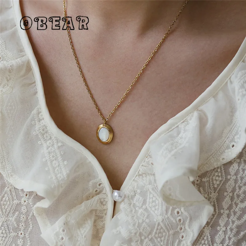

Vintage Oval White Shell Pendant Necklace Women Stainless Steel 18k Gold Plated Luxury Elegant Party Jewelry Gift