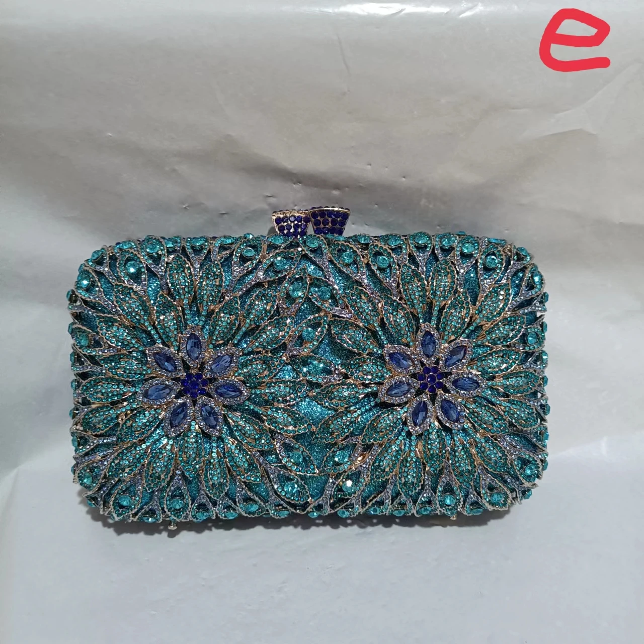 

Hollow Out Flower Red Blue Rhinestone Bags Woman Diamond Clutch Evening Purse Wedding Bridal Party Crystal Female Gala Handbag