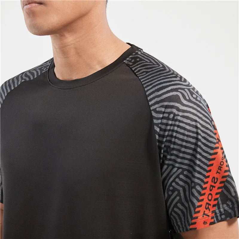 Spring and Summer New Sports Leisure Fitness Quick-drying Tops Fashion Lightweight Breathable Men's T-shirt Men's Large Size