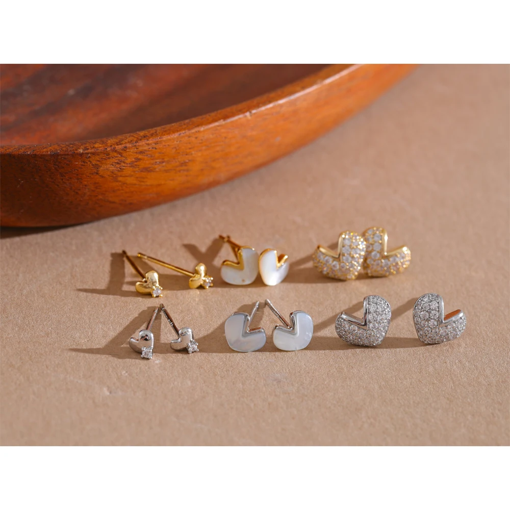 Женские серьги-гвоздики с натуральным цирконием 14 к