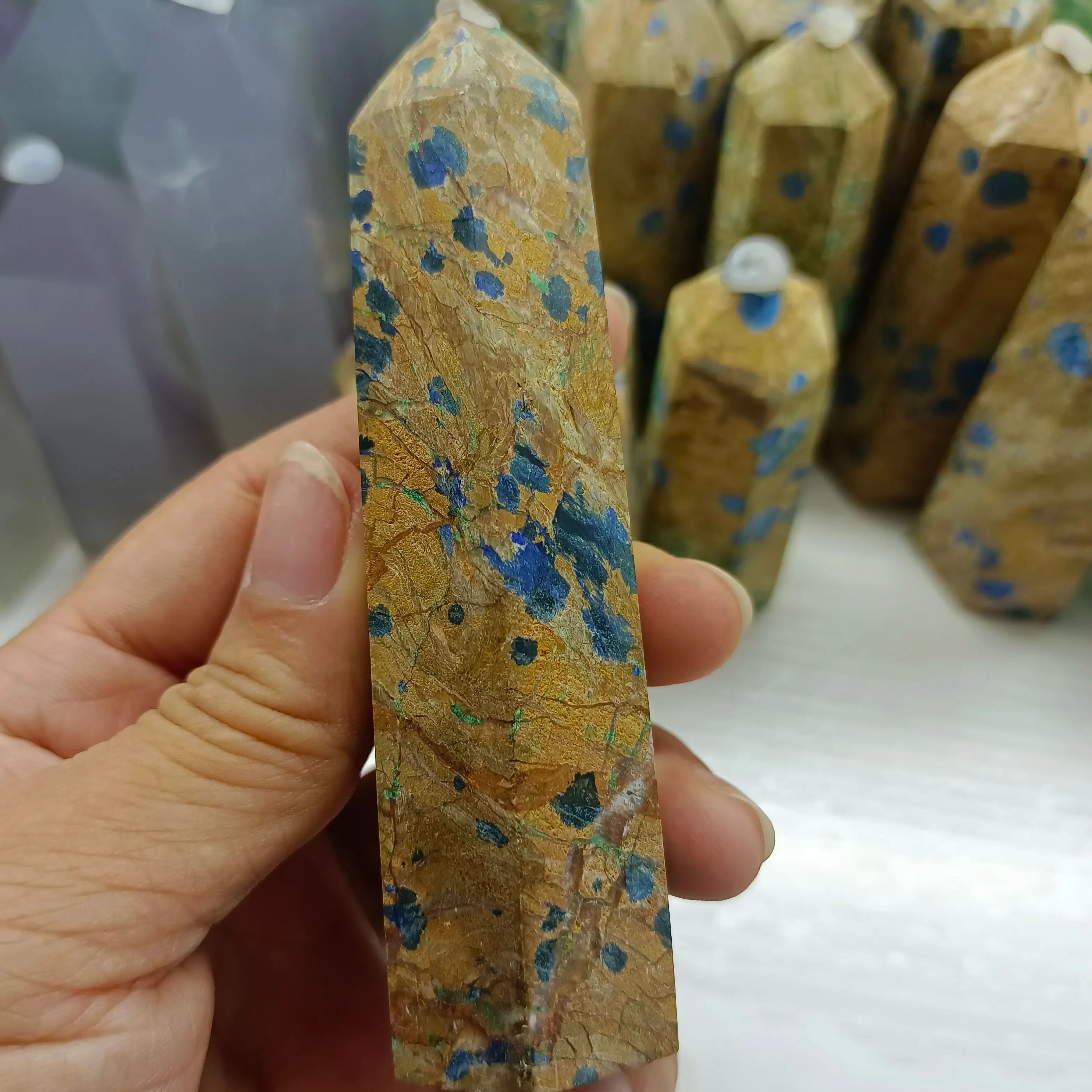 

Шар из натурального зеленого слюдяного камня, ручная полировка, кристалл, энергетическое восстановление, украшение для дома и офиса, подаро...