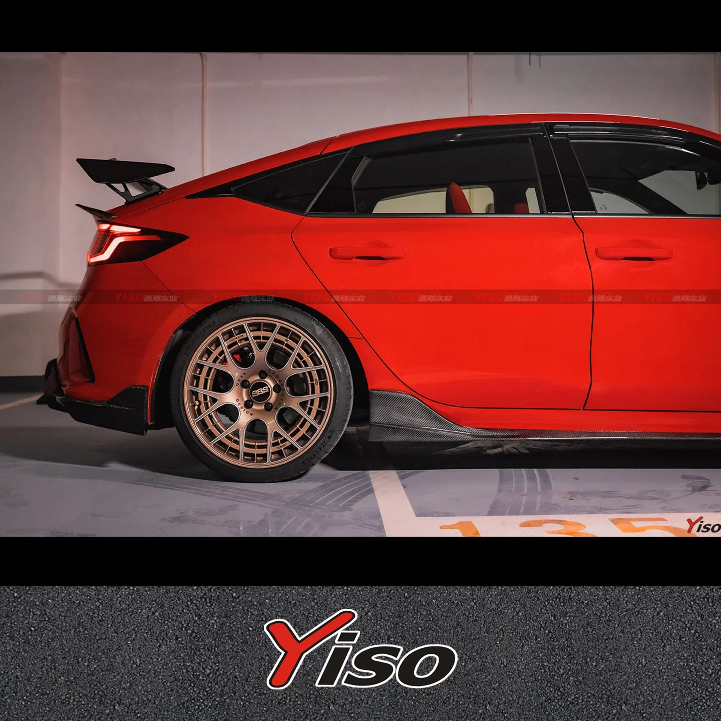 Фото Подходит для TypeR FL5: Модифицированный обвес из сухого карбона APR, боковые юбки APR, аэродинамический комплект TypeR FL5 APR. №4