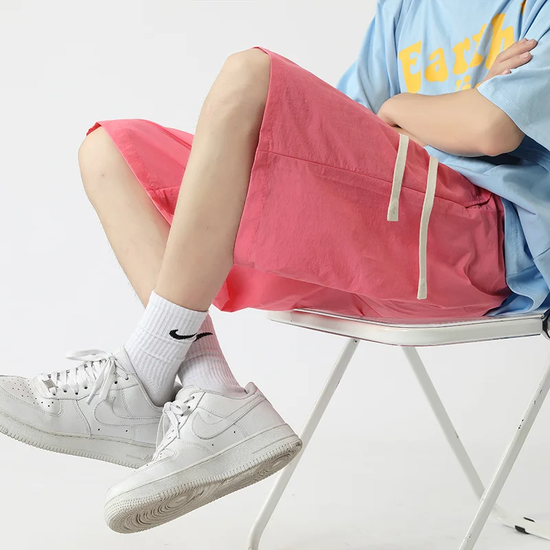 

6 Colors Summer Thin Shorts Men Fashion Oversized Ice Silk Shorts Men Streetwear Loose Straight Shorts Mens Beach Shorts M-3XL
