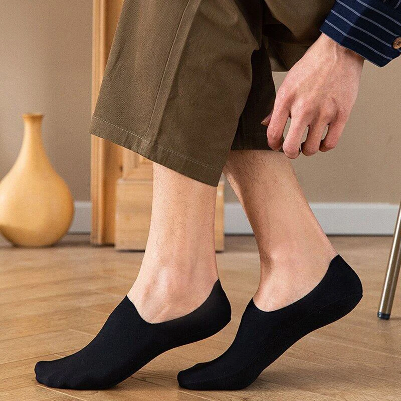 Summer No Trace Ice Silk Invisible Socks for Men Casual Solid Silicone Non-slip Breathable Comfortable Cotton Bottom Sock 1 pair