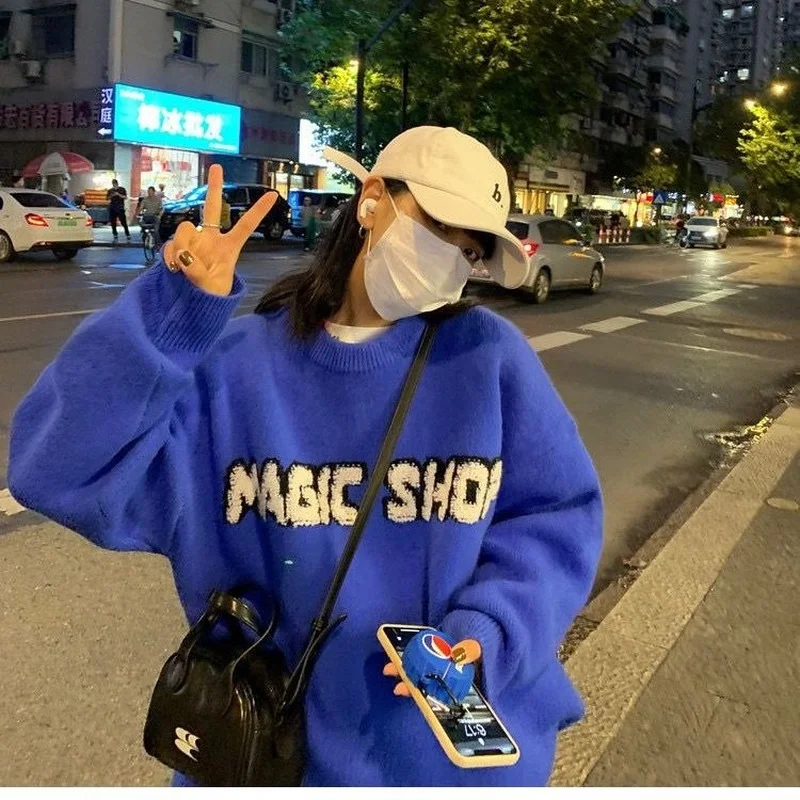 

2023 Autumn and Winter New Blue Round Neck Long-sleeved Pullover Embroidered Sweater Women's Loose Outer Wear Coat Top Female