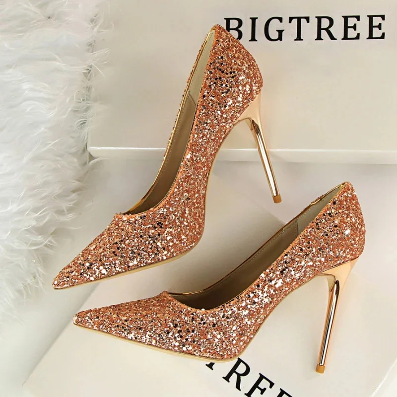 

2023 Women 7cm-9.5cm High Heels Sequins Glitter Luxury Designer Pumps Plus Size 43 Wedding Bridal Gold Valentine Scarpins Shoes
