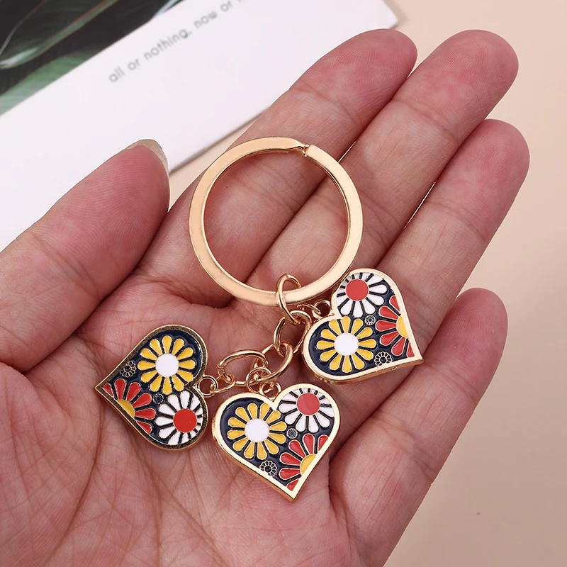 Милый эмалированный брелок для ключей с подсолнухом и сердцем сувенирные