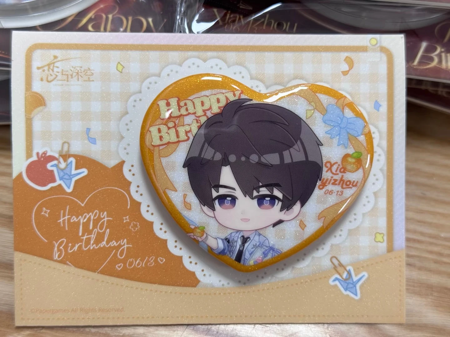 

Акриловая подставка «Любовь и глубокое пространство» Caleb