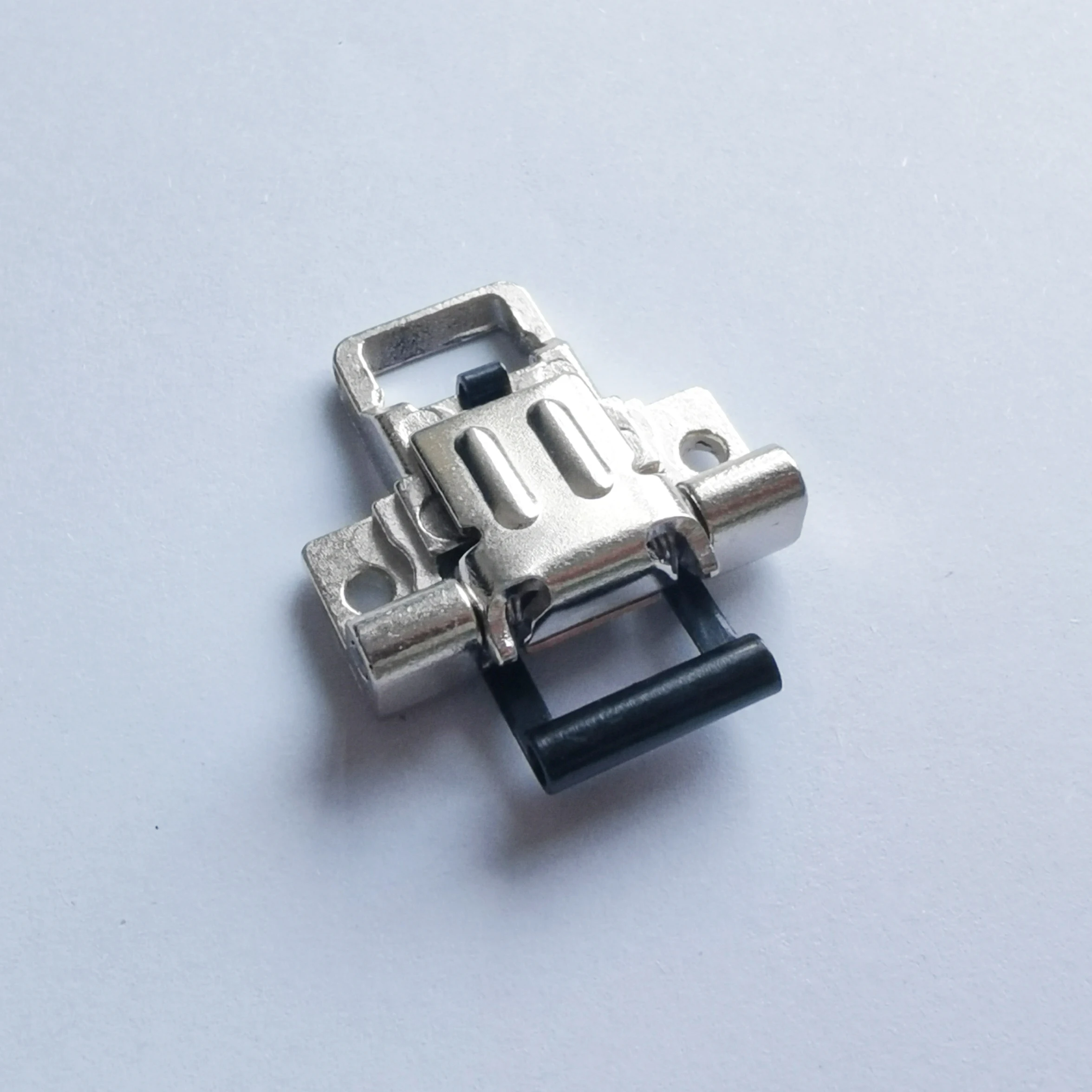 

Шарнир и замок для Heiniger Saphir от SRGC