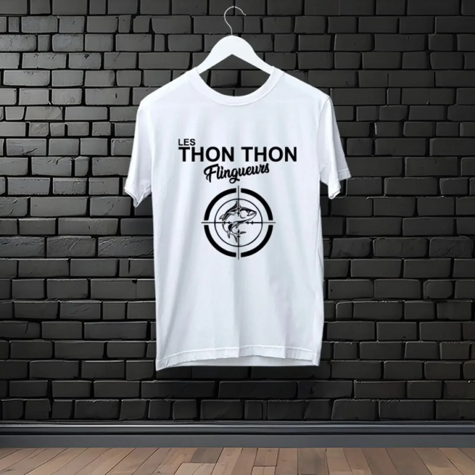Фото Футболка белая Thon Flingueurs винтажная, с эффектом потертости, в стиле стритвир, универсальная, мягкая, для повседневной носки, стильная. №1