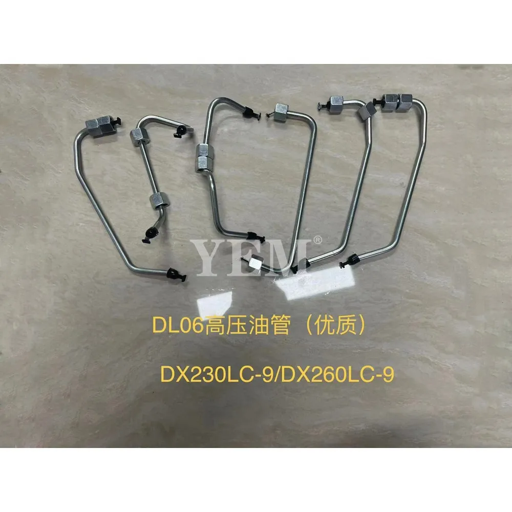 

Новая топливная труба для двигателя Doosan DL06