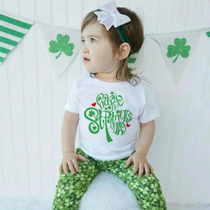 

Детская футболка с коротким рукавом и принтом на День Св. Патрика